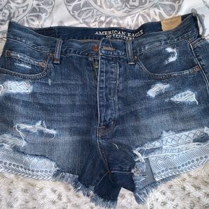 American Eagle Hi-Rise Festival Shorts